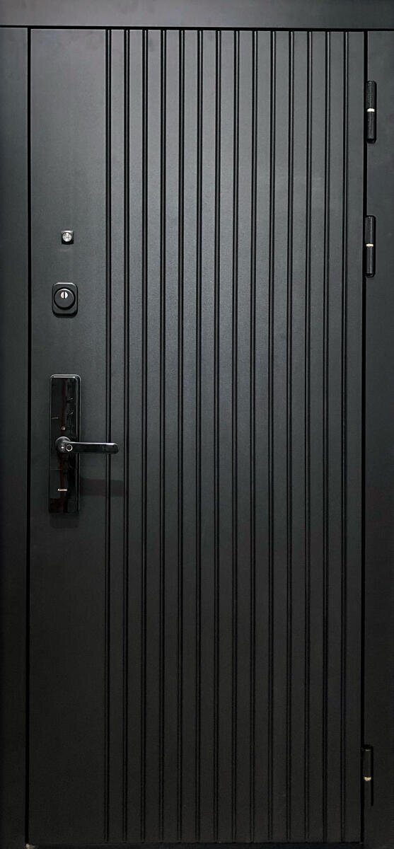 дверь металлическая Дива-71 Рейки черный кварц внешняя отделка